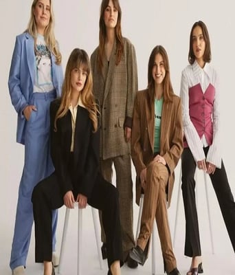 <b><font color='#FF0000'>富家神偷 第1季</font></b>